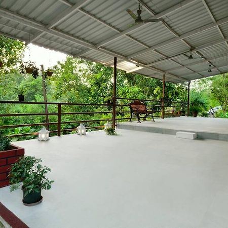Lobville Homestay Karjat Exteriér fotografie