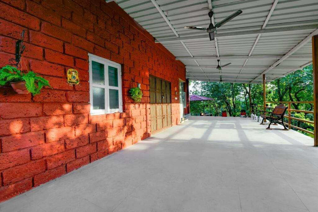 Lobville Homestay Karjat Exteriér fotografie