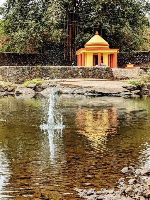 Lobville Homestay Karjat Exteriér fotografie
